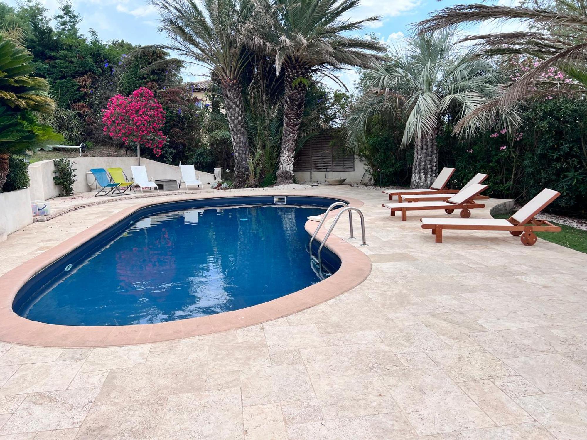 L'Oasis-Les Issambres Bed & Breakfast Exterior foto